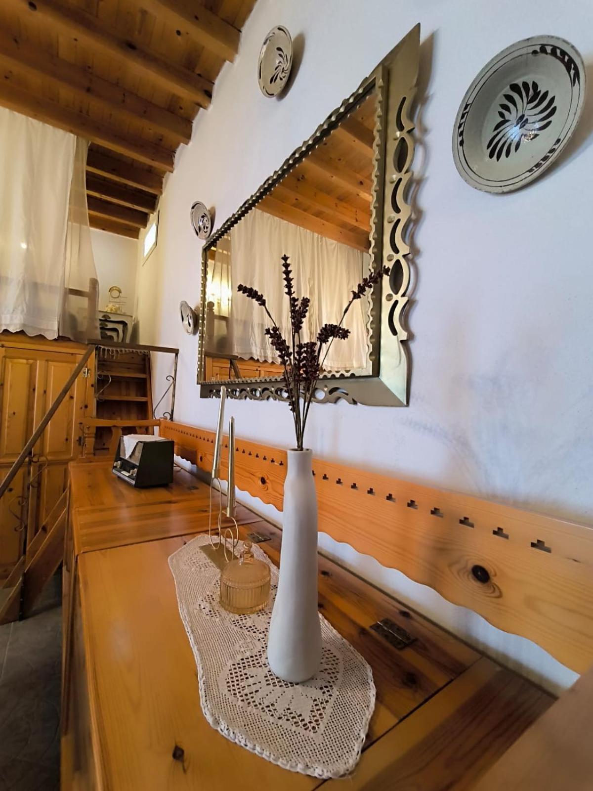 Rustic House Archangelos Archangelos  Luaran gambar